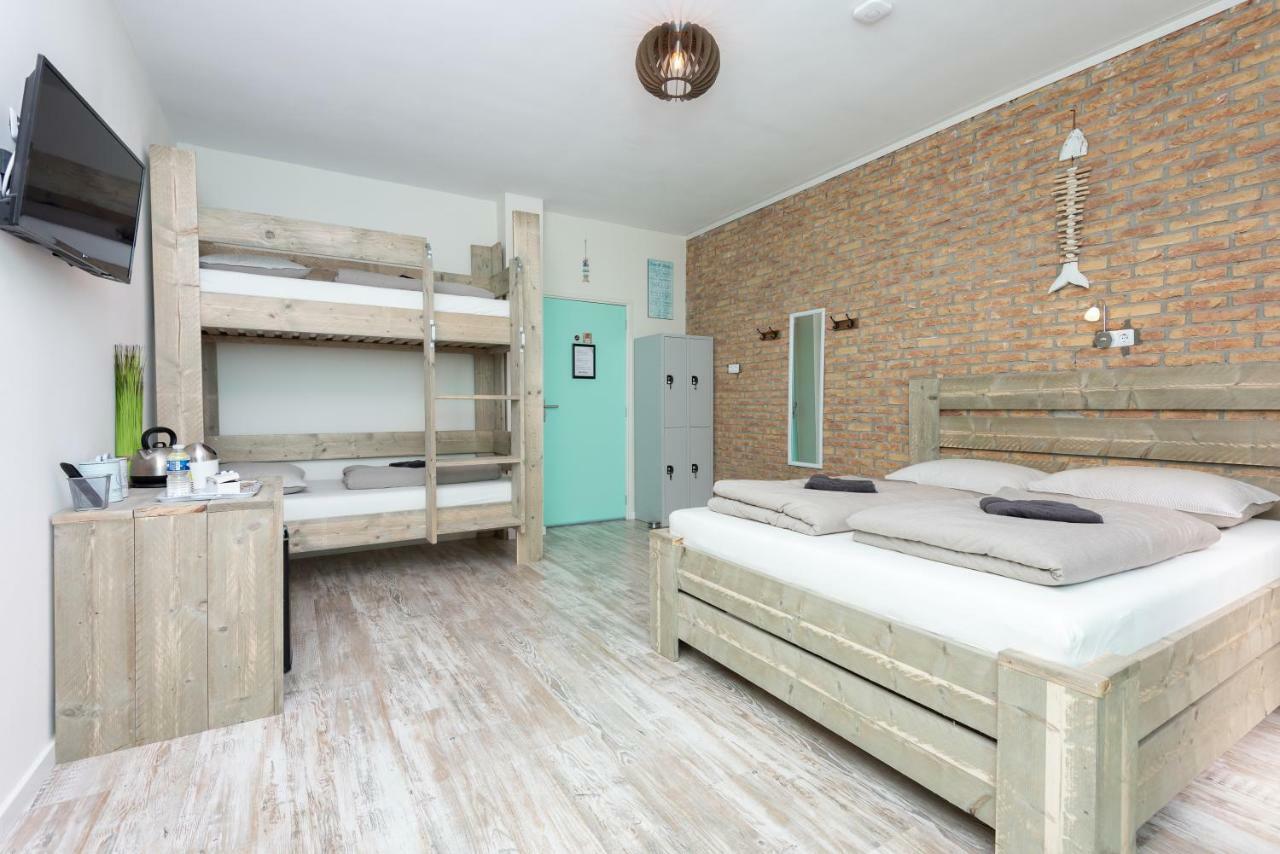 Beach House 9 Схарендике Екстериор снимка